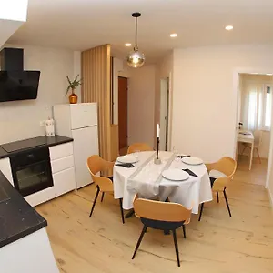 Nikolina Apartamento Split