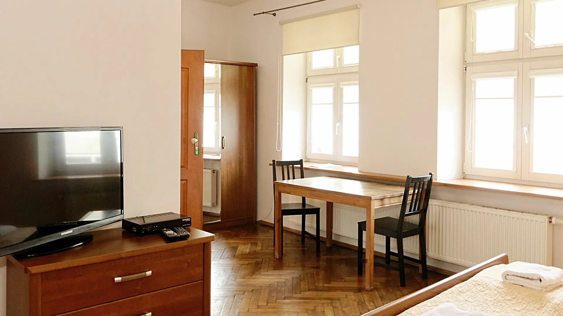 Krakow For You Budget Apartments